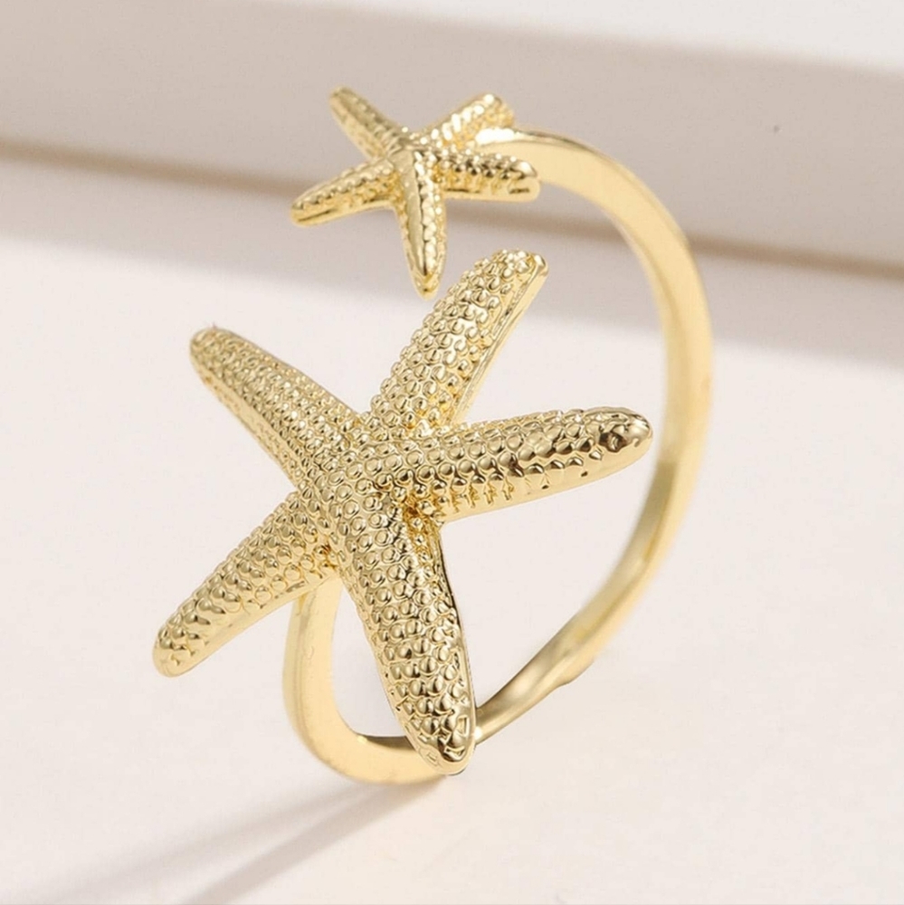 🌟🌟NEW🌟🌟PRETTY!! STARFISH Adjustable Ring in GOLD Plating